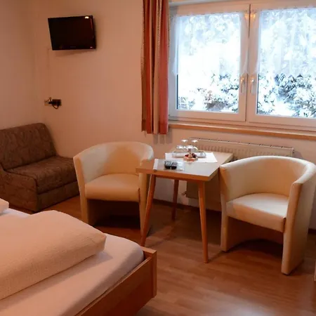 Blick Zum Wasserfall