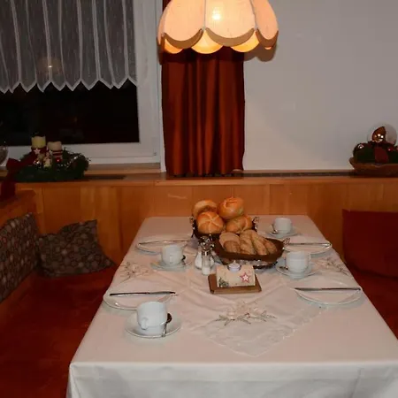 Blick Zum Wasserfall Ubytování v soukromí Sankt Leonhard im Pitztal