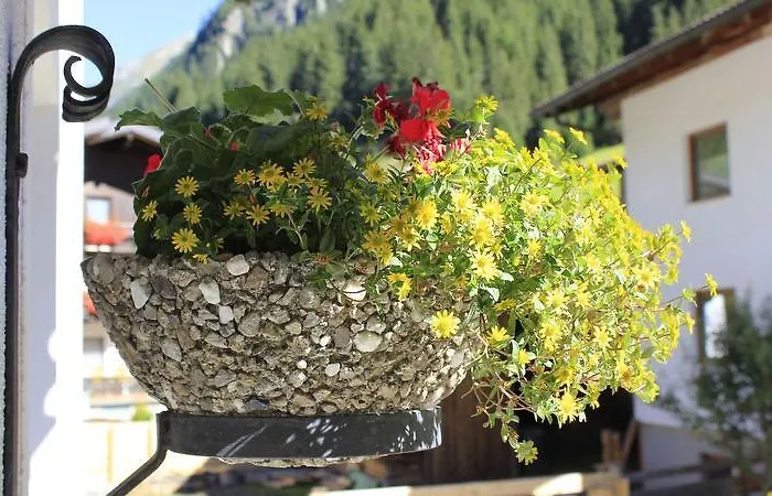 Ubytování v soukromí Blick Zum Wasserfall Sankt Leonhard im Pitztal