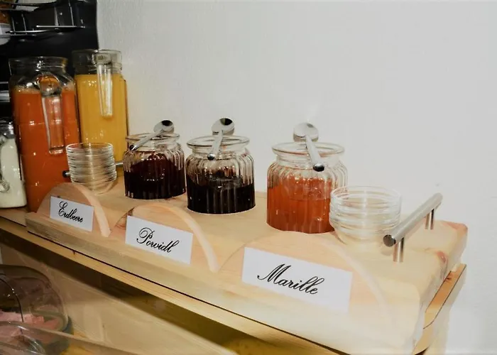 Blick Zum Wasserfall Sankt Leonhard im Pitztal